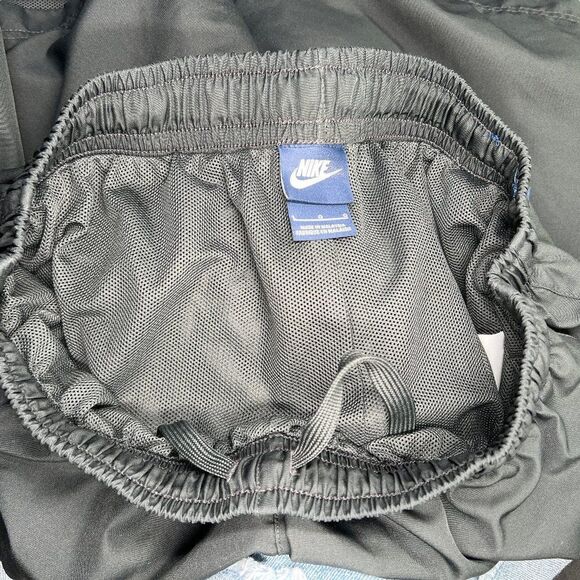 Nike Men's Dark Gray 10" Athletic Shorts - Picture 5 of 8